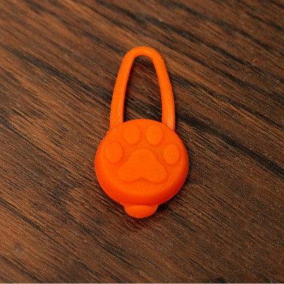 LED Light-Up Pet Safety Pendant