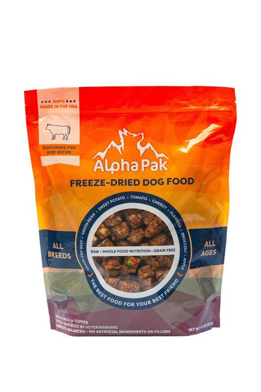 Premium raw freeze dried beef dog food with fruits and vegetables