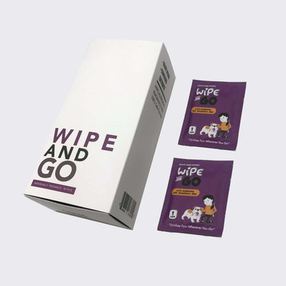 Individually packaged hypoallergenic dog wipes with aloe vera and ginseng extract for safe pet cleaning
