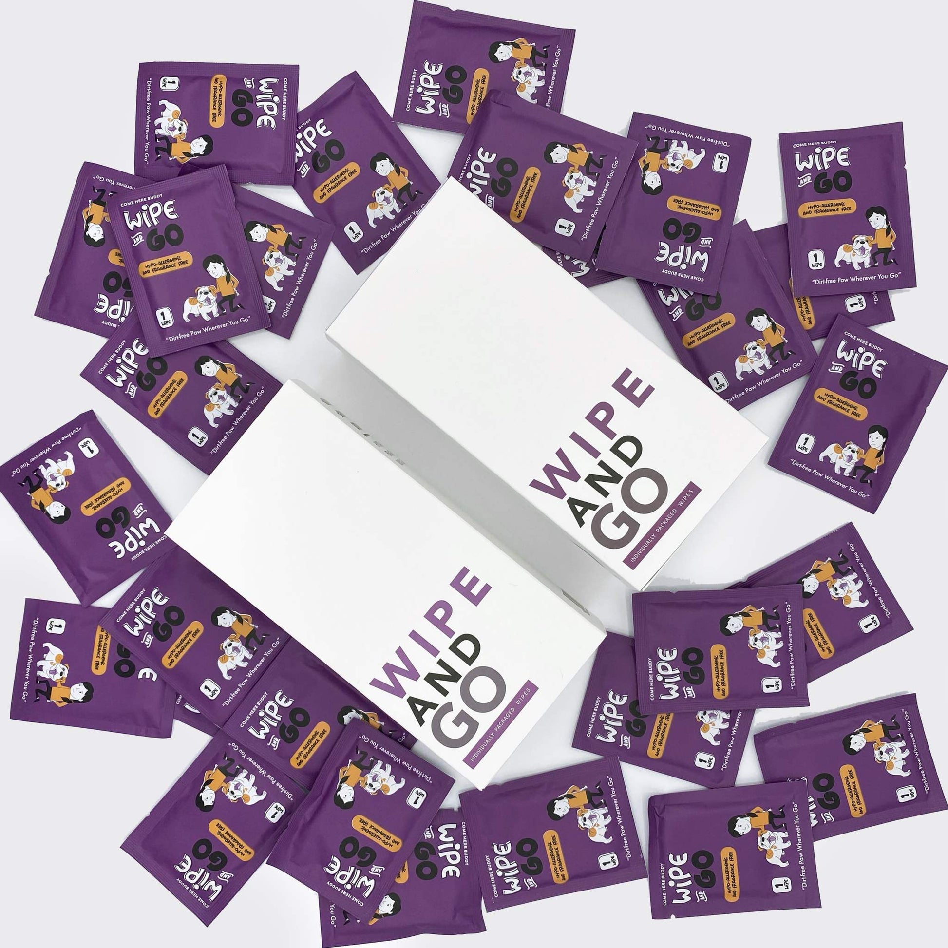 Individually packaged hypoallergenic dog wipes with ginseng and aloe vera for safe pet cleaning
