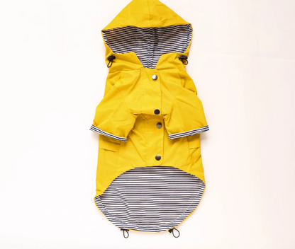 Windproof and rainproof British retro thick all weather dog raincoat