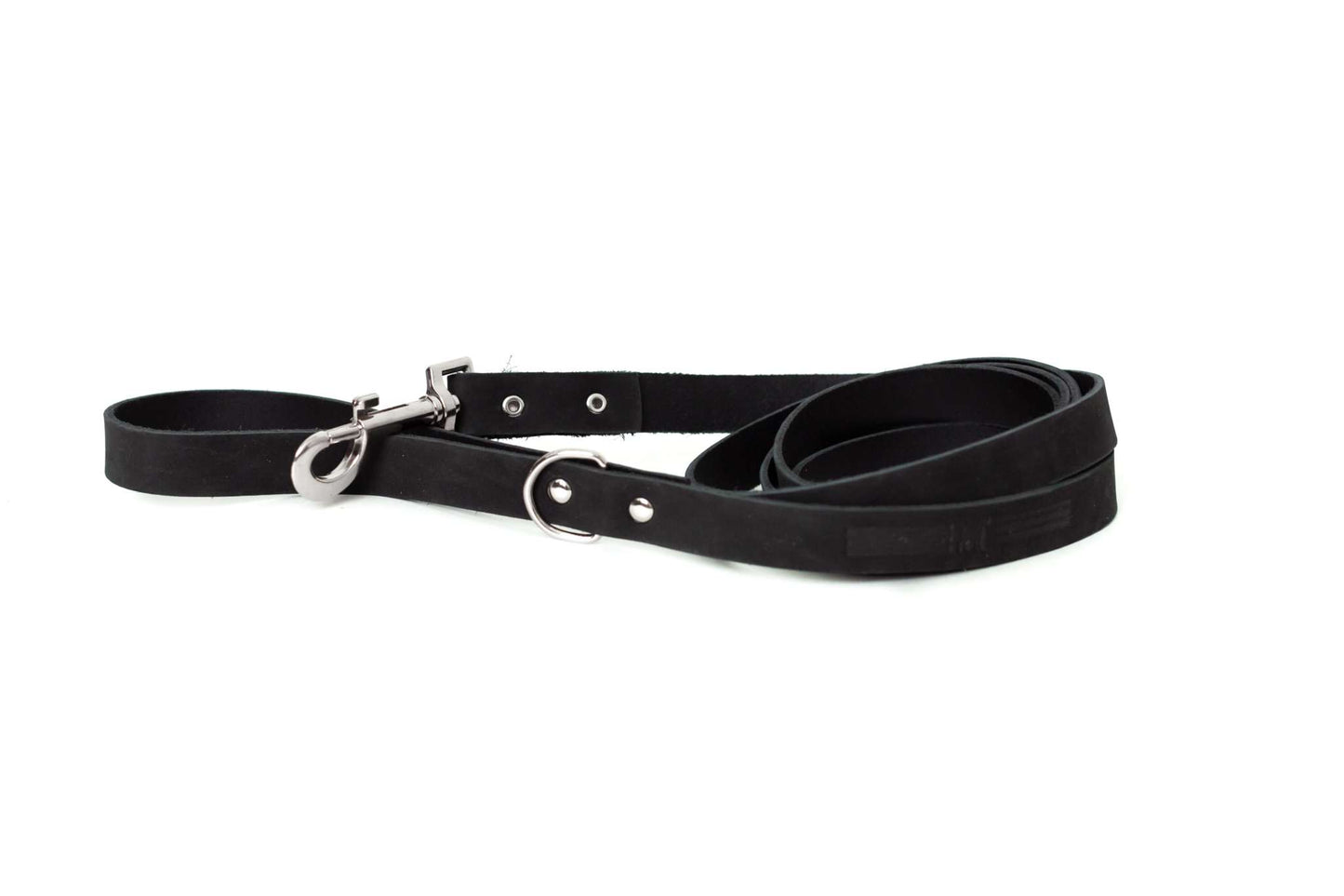 Modern style midnight black leather leash with extra d-ring and metal clasp for dogs