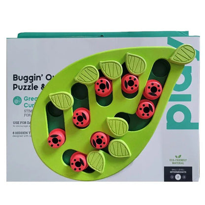 Cross-border pet bowl cat slow feeder with puzzle design plastic material for mental stimulation