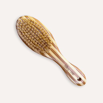 Two-sided bamboo pet brush with bristle and wire for shedding and detangling