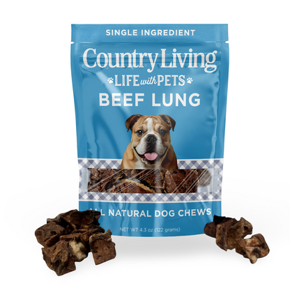 Country Living Beef Lung Slices 4"-6" natural high-protein dog treats in resealable blue bag with bulldog image and crunchy lung pieces.