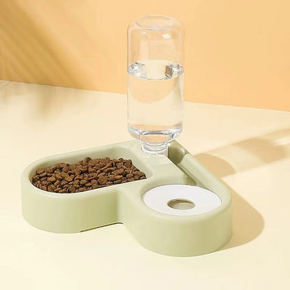Space-saving plastic pet bowls with moisture-proof design and automatic water dispenser for cats and dogs