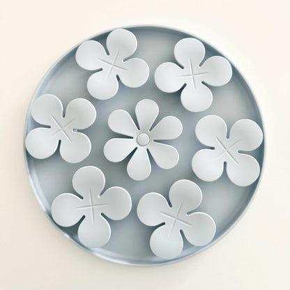 Snuffle Mat Flowers pet interactive toy for mental stimulation on a round base with flower shapes