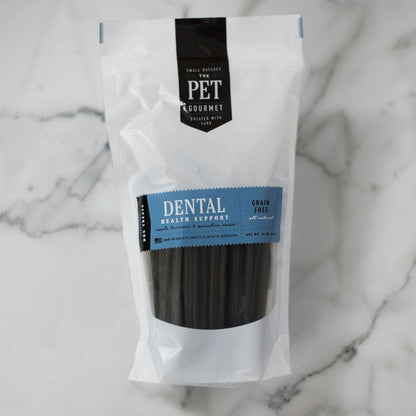 Grain-free Dental Support Chews for dogs with organic spirulina and natural ingredients in reusable packaging
