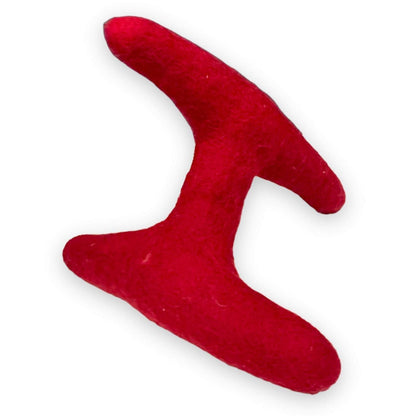 Handcrafted Strand Felt Dog Toy made of AZO-free wool blend for dogs' play and teeth cleaning