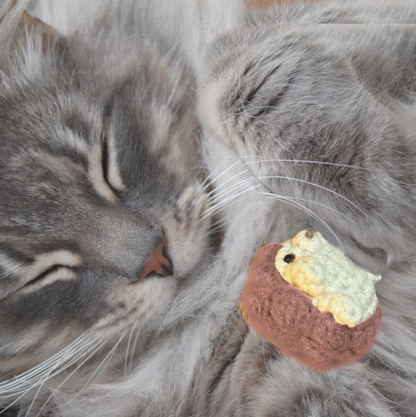 Harold the hedgehog | lightweight cat toy