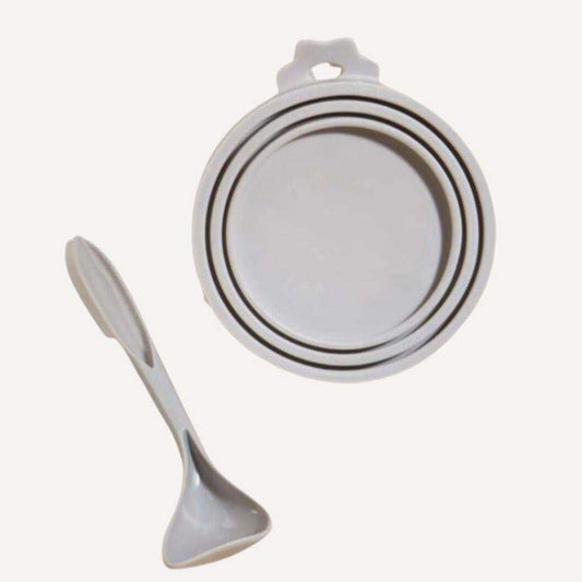 BPA-free silicone pet food saver lid with spoon for fresh sealing