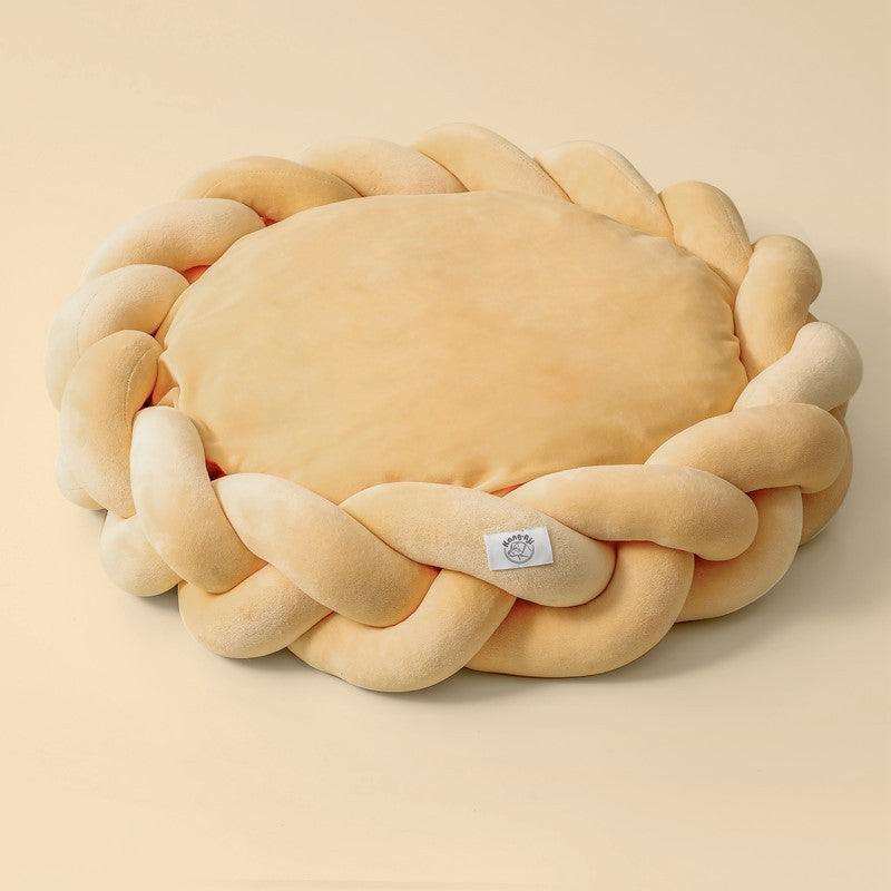 Round pet kennel with detachable universal mat for dogs and cats