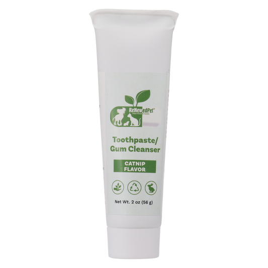 Natural pets toothpaste and gum cleanser with organic ingredients