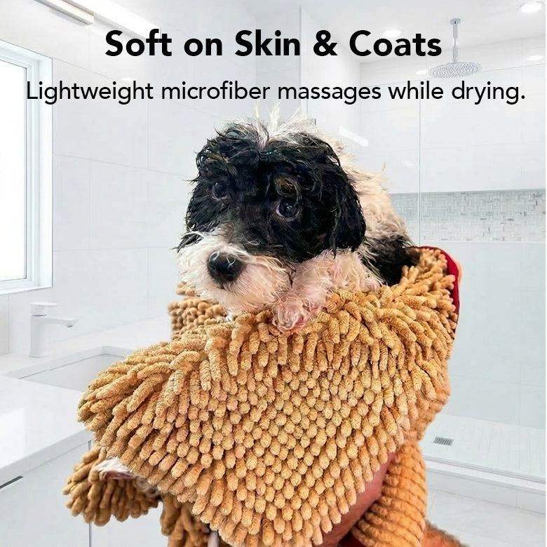 super absorbent quick-drying microfiber dog towel with hand pockets