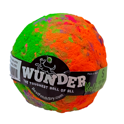 WUNDERball durable natural rubber dog fetch toy floating on water